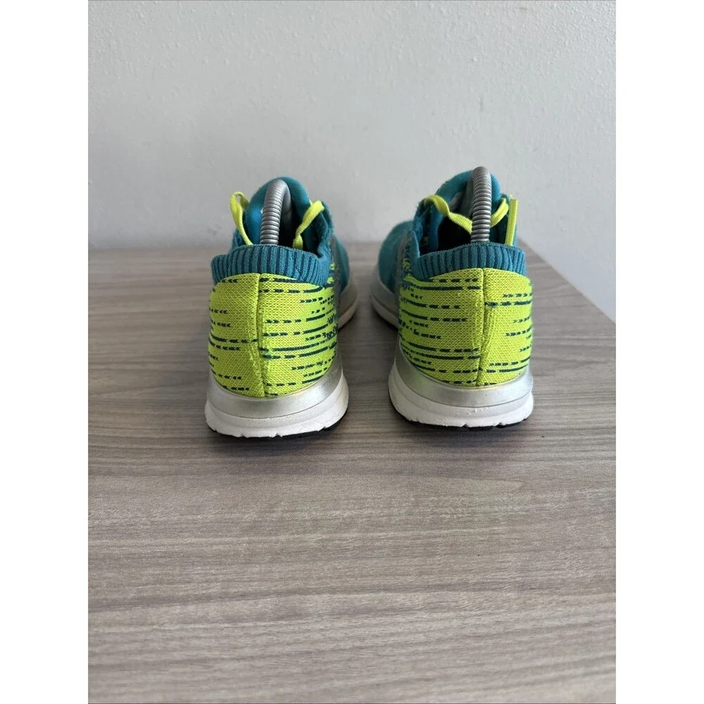 brooks ricochet
